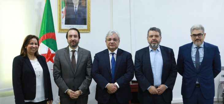 Salon de l&rsquo;Industrie Pharmaceutique à Dakar, le Ministère de l&rsquo;industrie pharmaceutique et le CREA s&rsquo;engage à soutenir et à accompagner les opérateurs pharmaceutiques