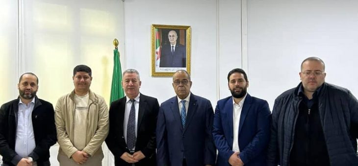 le ministre de l’Industrie pharmaceutique reçoit en audience une délégation du bureau national du SNAPO